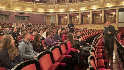 Exkurze do Národního divadla a chrámu svatého Cyrila a Metoděje v Praze