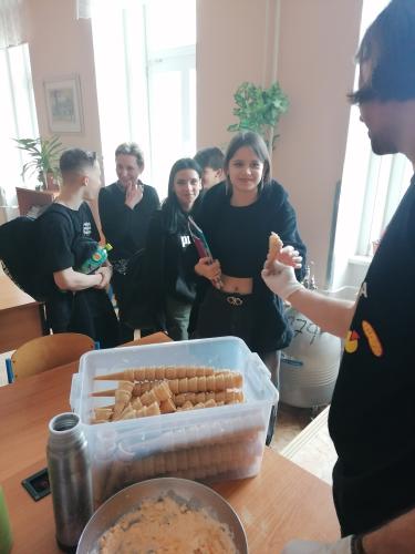 Hodina moderní chemie